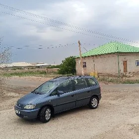 Opel Zafira 1999