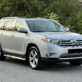 Toyota Highlander 2011