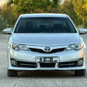Toyota Camry 2013