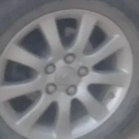 16 leksus diska