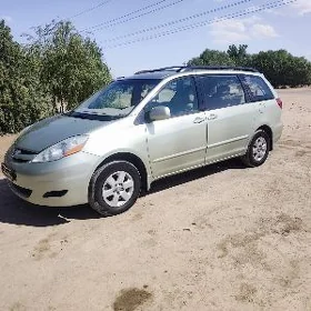 Toyota Sienna 2006