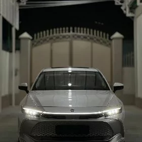 Toyota Crown 2023
