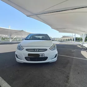 Hyundai Accent 2015
