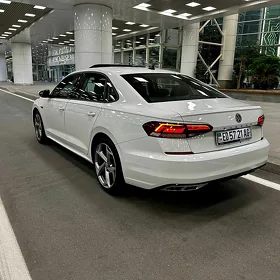 Volkswagen Passat 2020