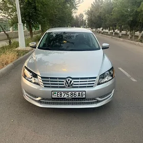 Volkswagen Passat 2013