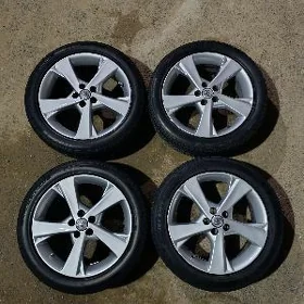 Carolla exclusive 17lik diska