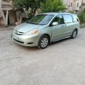 Toyota Sienna 2009