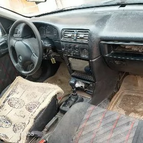 Opel Vectra 1992