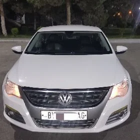 Volkswagen CC 2011
