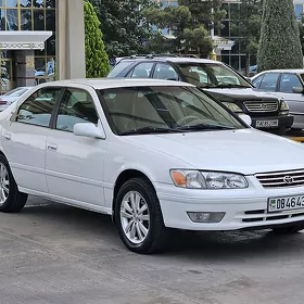 Toyota Camry 2000