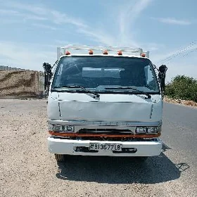 Mitsubishi Fuso 2000