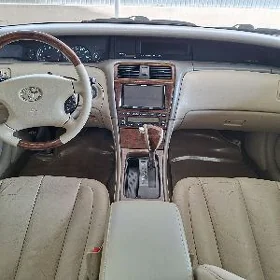 Toyota Avalon 2003