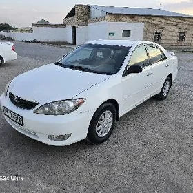 Toyota Camry 2004
