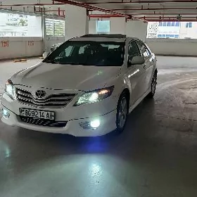 Toyota Camry 2011