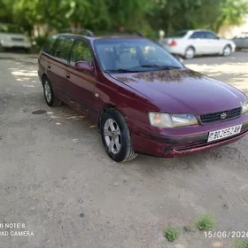 Toyota Carina 1995