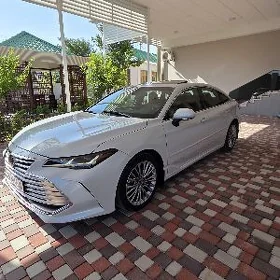 Toyota Avalon 2021