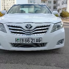Toyota Camry 2010