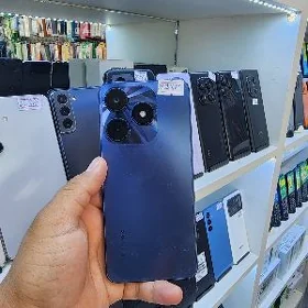 Tecno SPARK 10