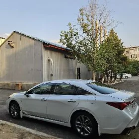 Toyota Avalon 2022