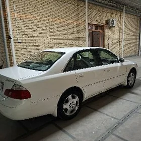 Toyota Avalon 2003