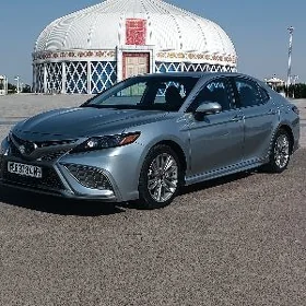 Toyota Camry 2023