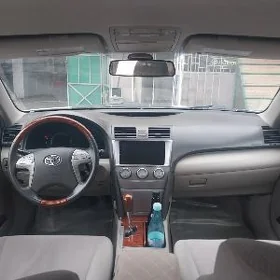Toyota Camry 2011