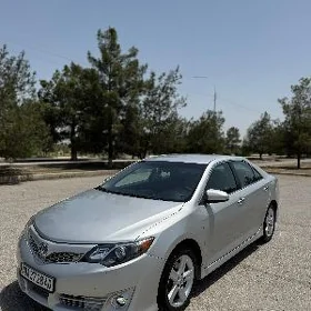 Toyota Camry 2013
