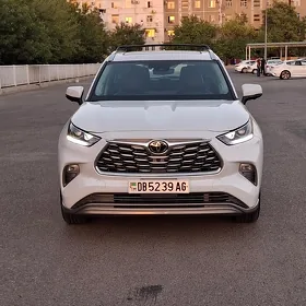 Toyota Highlander 2023