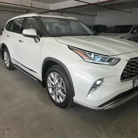 Toyota Highlander 2023