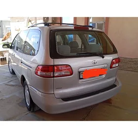 Toyota Sienna 2002