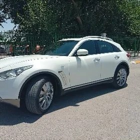 Infiniti FX 2012