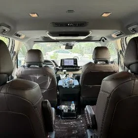 Toyota Sienna 2022