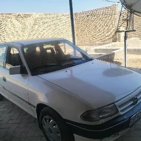 Opel Astra 1992