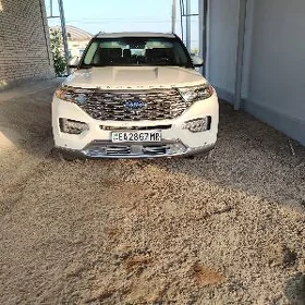Ford Explorer 2022