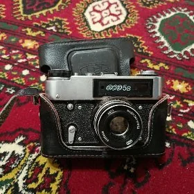 fotoparat surot koneki