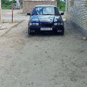 BMW 325 1992