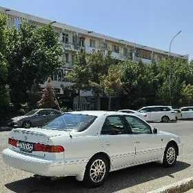 Toyota Camry 1999