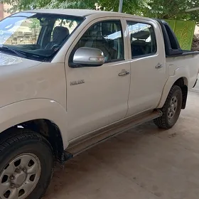 Toyota Hilux 2013