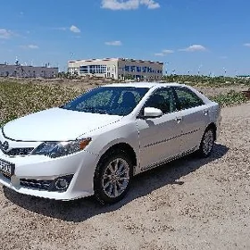 Toyota Camry 2013