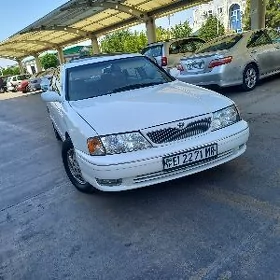Toyota Avalon 1999