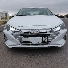 Hyundai Elantra 2019