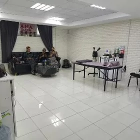 GYSSAGLYSalon atelyaGYSSAGLY