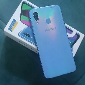 Samsung Galaxy A40