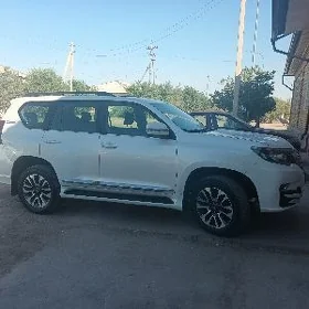 Toyota Land Cruiser Prado 2010
