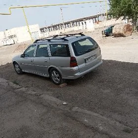 Opel Vectra 2001