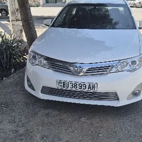 Toyota Camry 2013