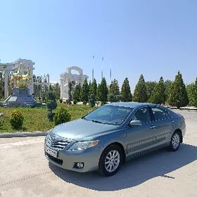 Toyota Camry 2010