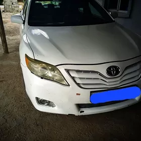 Toyota Camry 2011