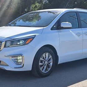 Kia Sedona 2020