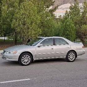Toyota Camry 2001